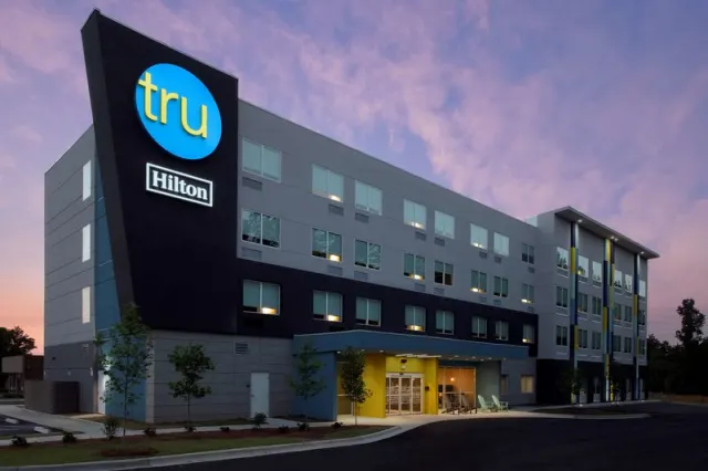 Tru by Hilton Tallahassee Central - photo 2