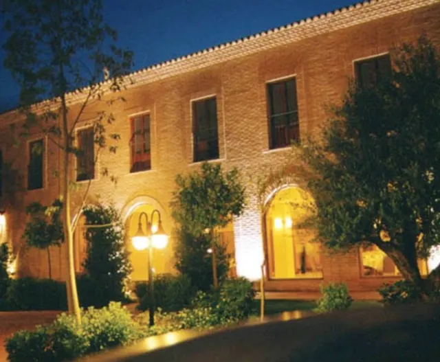 Hotel Ad Hoc Parque Golf  - photo 2