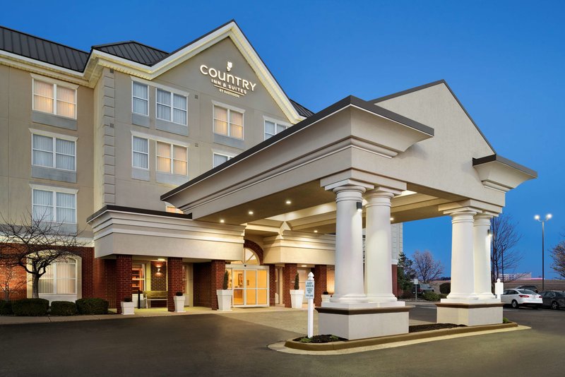 Country Inn  Suites by Radisson Evansville IN - photo 1
