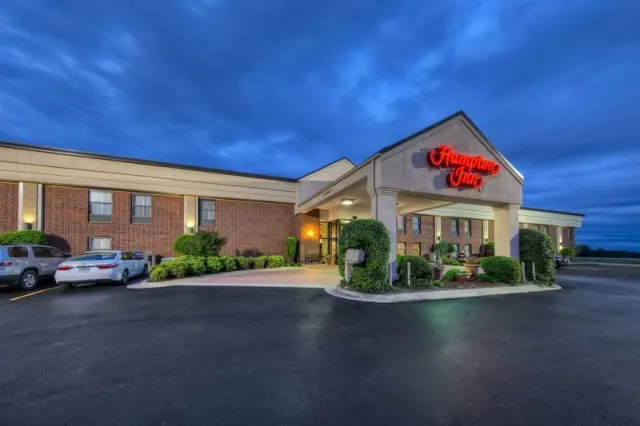 Hampton Inn Clarksville - photo 3