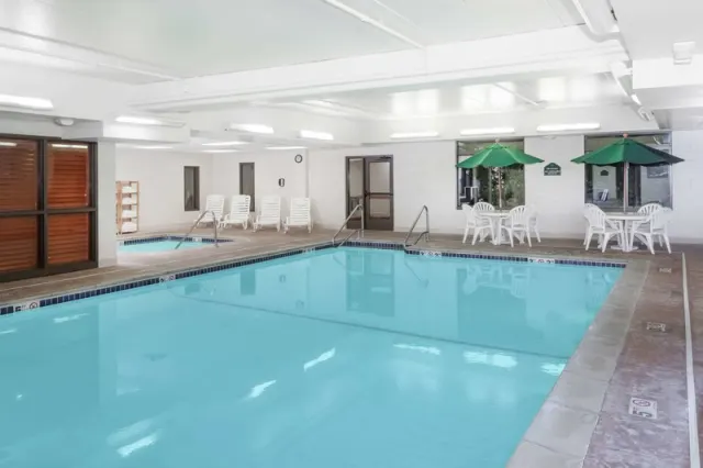 Wingate by Wyndham Peoria - fotografija 2