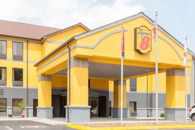 Super 8 by Wyndham Crossville TN, Crossville