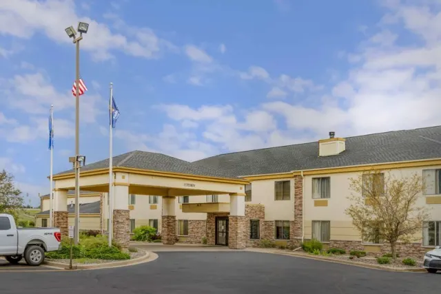 Comfort Inn & Suites Black River Falls I-94 - photo 3