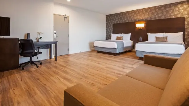 Best Western Plus Montreal East - photo 4