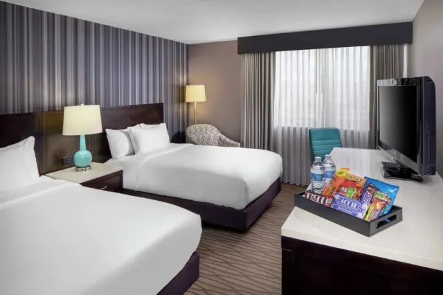 Wyndham Garden Westlake - photo 3
