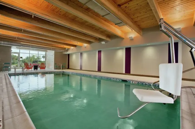 Home2 Suites by Hilton Jacksonville - photo 3