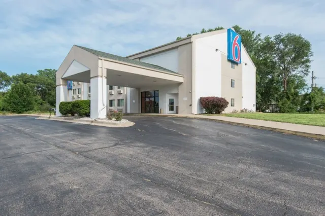 Motel 6 Lawrence - foto 4