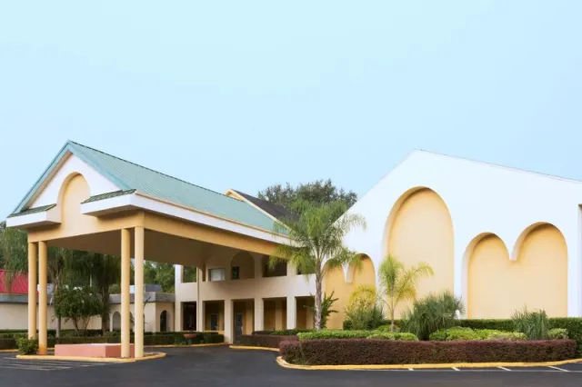 Days Inn by Wyndham Crystal River, Crystal River