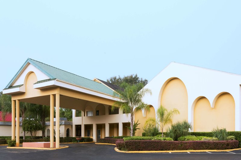 Days Inn by Wyndham Crystal River - photo 1
