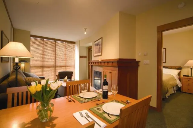 Pan Pacific Whistler Mountainside - photo 4
