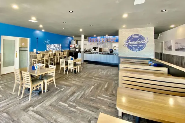 Ramada by Wyndham Whitecourt - photo 4