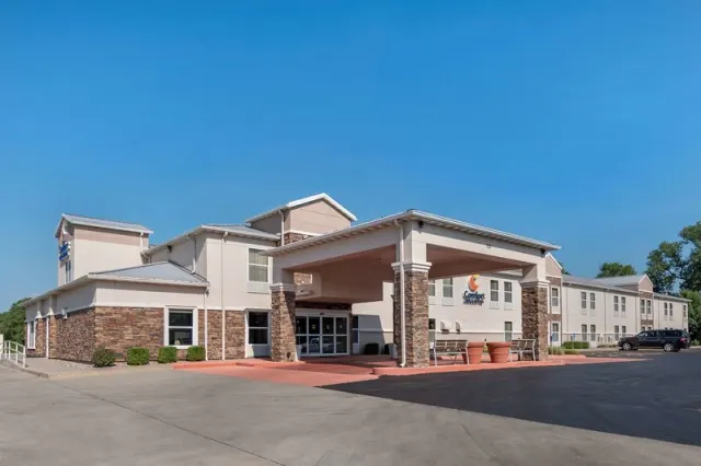 Comfort Inn & Suites Junction City - near Fort Riley - รูปภาพที่ 2
