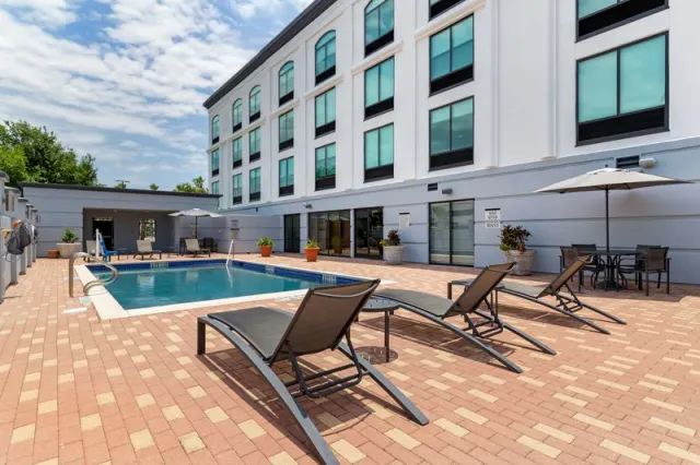 Best Western Plus McAllen Airport Hotel - photo 2