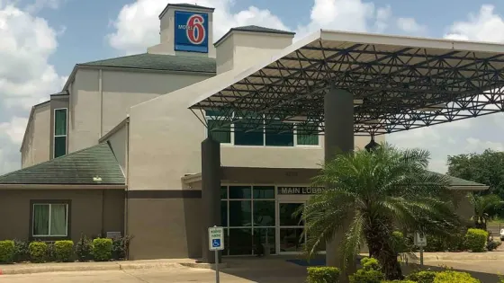 Motel 6 Pharr