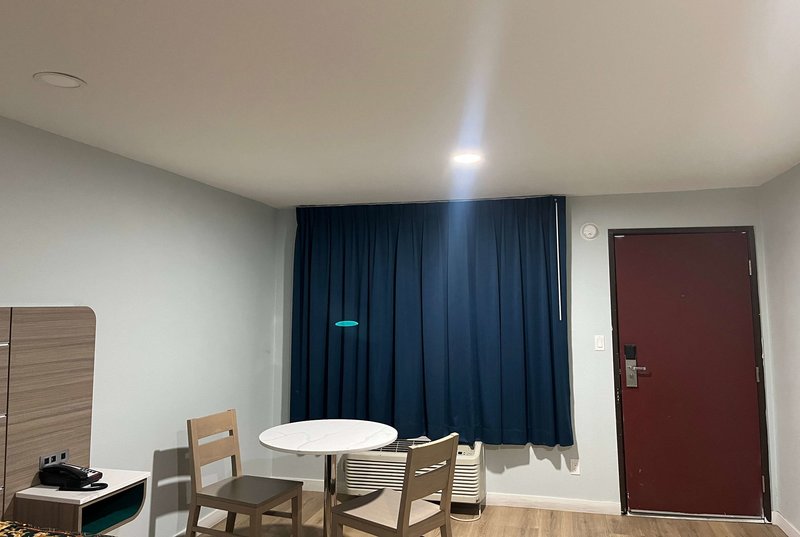 Travelodge by Wyndham Fairplex Pomona - photo 1