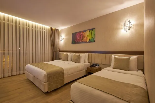 Operla Airport Hotels Trademark Collection by Wyndham - photo 3