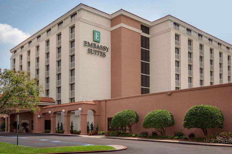 Embassy Suites Baton Rouge - photo 1