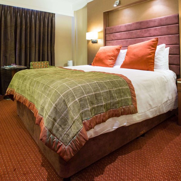 The Hampshire Court Hotel - photo 4