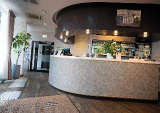 Skyline Hotel Frankfurt - photo 4