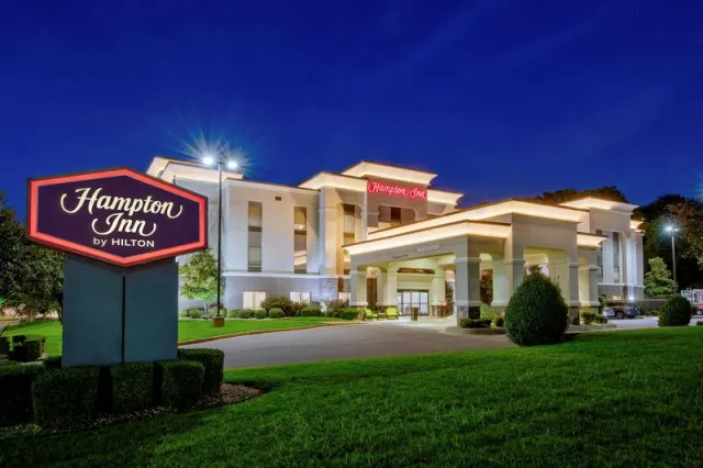Hampton Inn Van Buren - photo 2