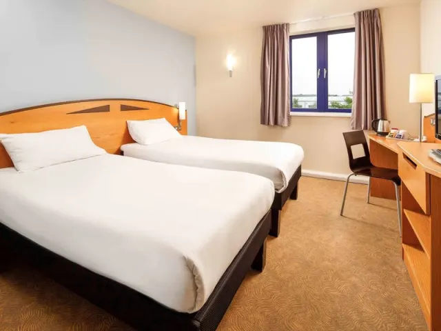 ibis Lincoln Hotel - foto 3