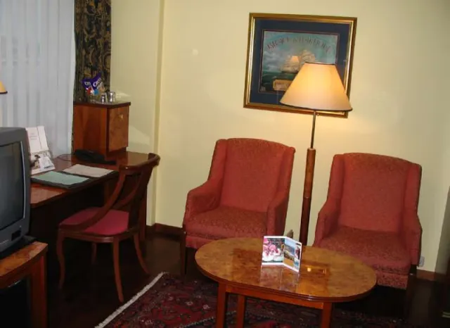 Thon Hotel Rotterdam - photo 3