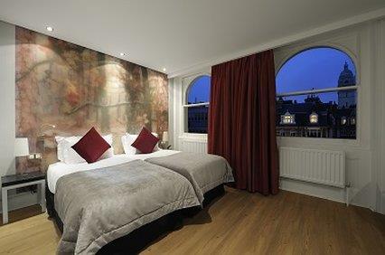 The Queen's Gate Hotel - photo 4