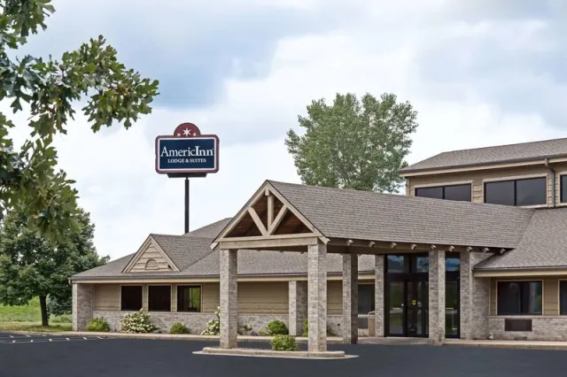 AmericInn by Wyndham Tomah, Tomah