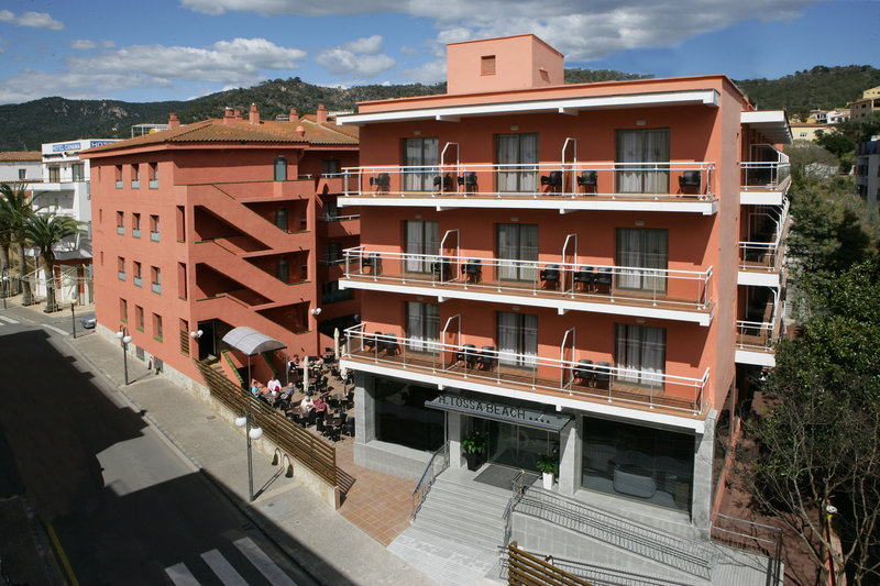 Tossa Beach Center - photo 1