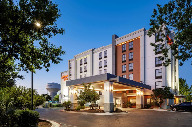 Hampton Inn Austin Round Rock - photo 1