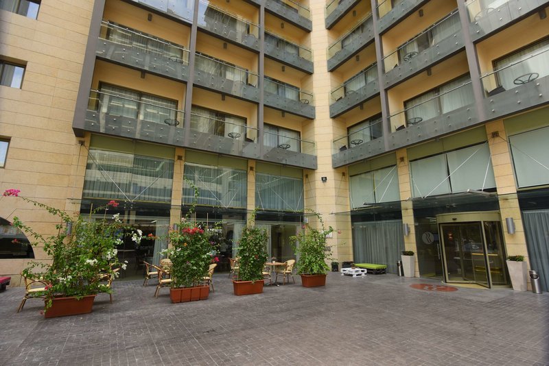 Ramada by Wyndham Downtown Beirut - รูปภาพที่ 1
