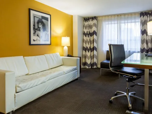Comfort Inn & Suites Baltimore Inner Harbor - foto 4