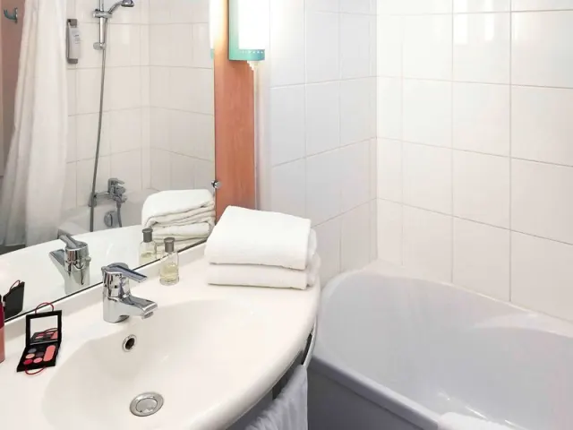 Ibis Beaune Centre - foto 4
