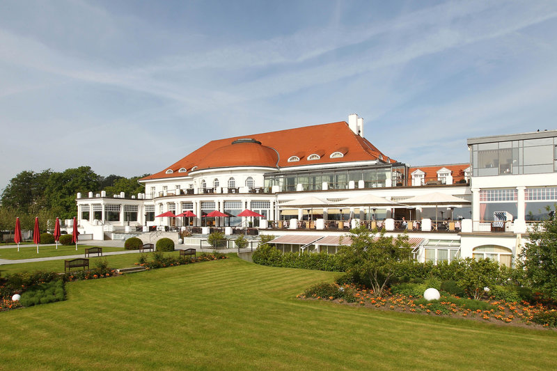 Hotel Atlantic Travemunde - photo 1