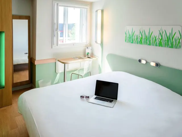 ibis budget Airport Le Bourget Garonor - photo 4