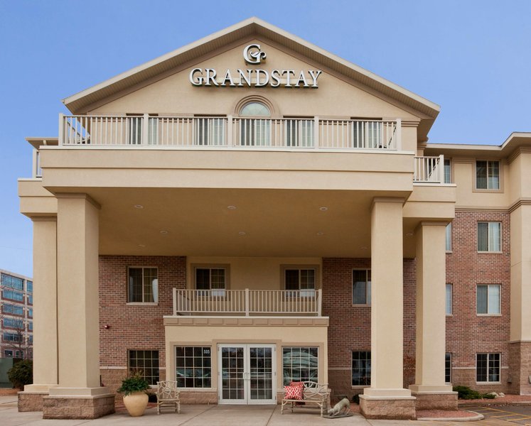 GrandStay La Crosse - foto 1