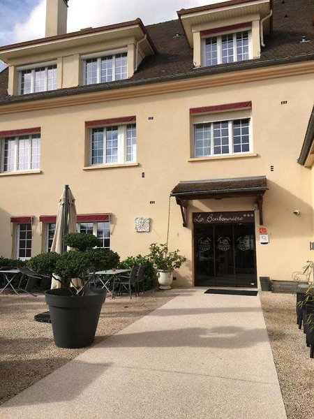 Hotel La Bonbonnière - foto 2