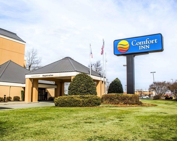 Comfort Inn Near Ft. Bragg - photo 1