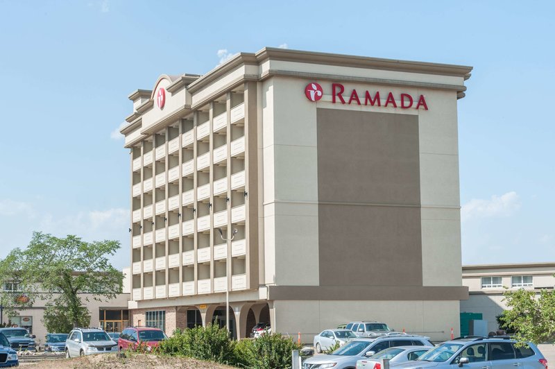 Ramada by Wyndham Edmonton South - photo 1
