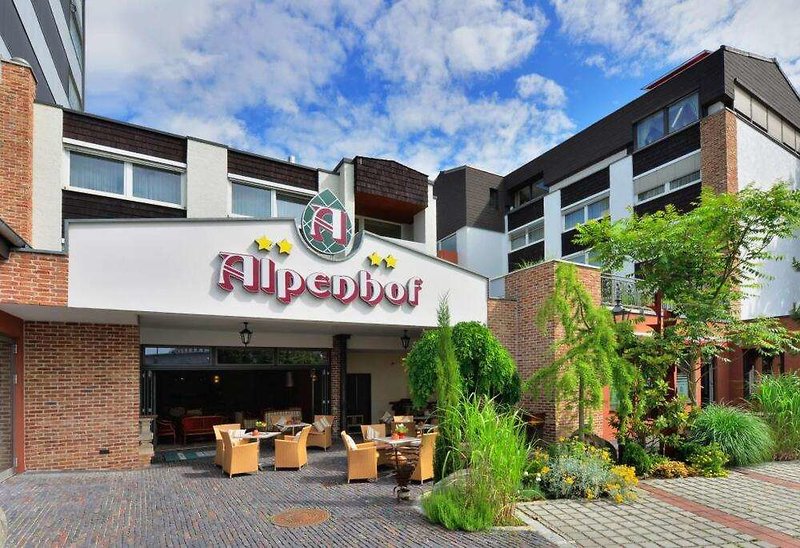 Ringhotel Alpenhof - photo 1