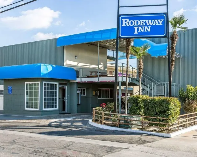 Rodeway Inn, Hanford