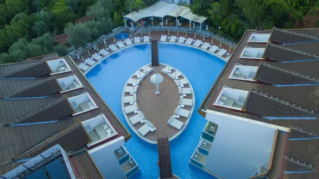 Ocean Blue High Class Hotel - foto 2