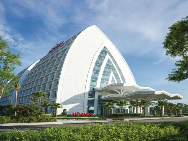 Mövenpick Hotel and Convention Centre KLIA, Kuala Lumpur