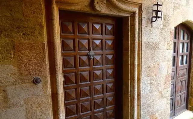 Medieval Villa - photo 2