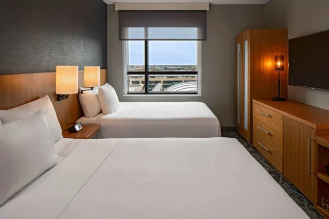 Hyatt Place Indianapolis  Downtown - photo 4