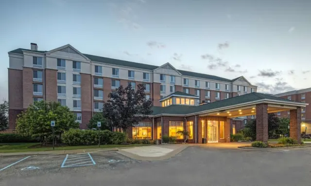 Hilton Garden Inn Detroit Metro Airport - foto 2