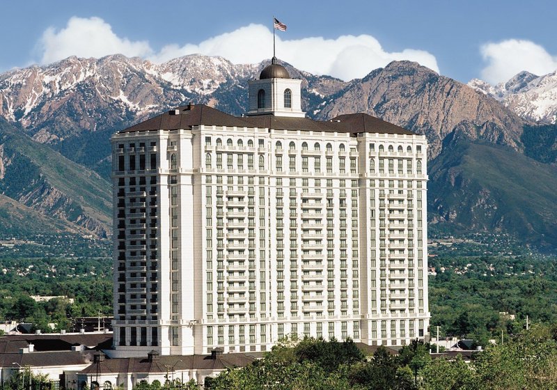 Grand America Hotel - foto 1