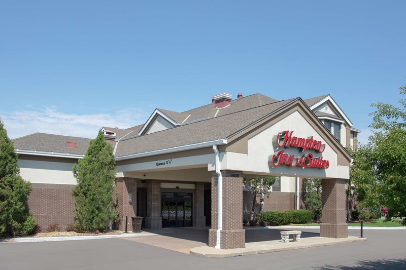 Hampton Inn & Suites Kansas City/Merriam - photo 1