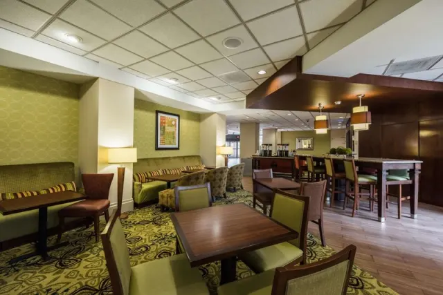 Hampton Inn Meridian - kuva 4
