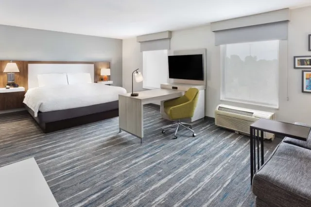 Hampton Inn  Suites Phenix City Columbus Area - photo 3